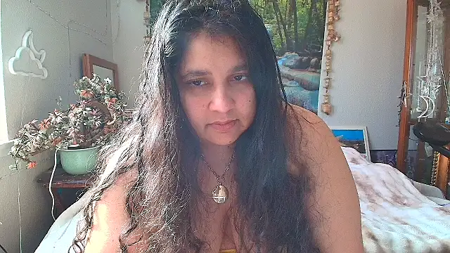 MelanieFawker online show from February 25, 2025, 5:51 pm