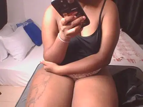 Snapshot of Miss_bambi chatting on February 16, 2025, 4:32 pm Miss bambi online show from February 16, 2025, 4:32 pm