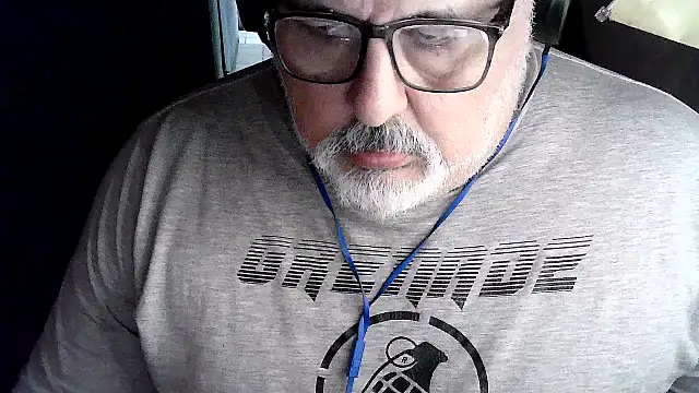 cashot58 online show from May 15, 2026, 5:55 pm