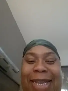 Snapshot of pinkpassionpleaser chatting on February 19, 2025, 2:12 am pinkpassionpleaser online show from February 19, 2025, 2:12 am