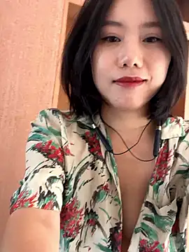 Eliza-E online show from April 1, 2026, 1:19 am