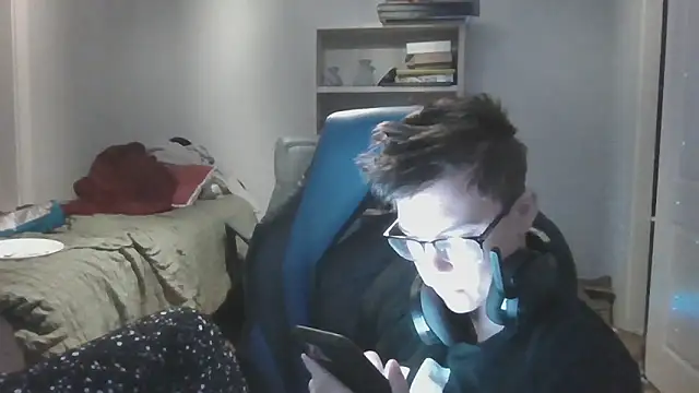 KaliSnow199623 online show from January 8, 2026, 2:06 am