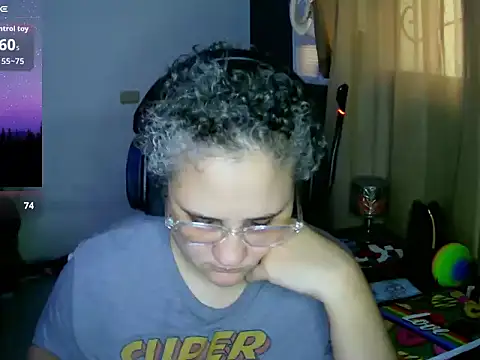 Snapshot of lolalicious_758 chatting on September 26, 2025, 9:43 pm lolalicious 758 online show from September 26, 2025, 9:43 pm