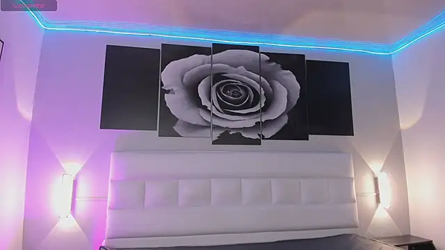 sofi bakerr online show from November 7, 2025, 11:37 am