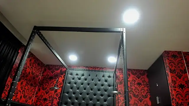 JAYLEN BDSM online show from October 1, 2025, 1:26 pm