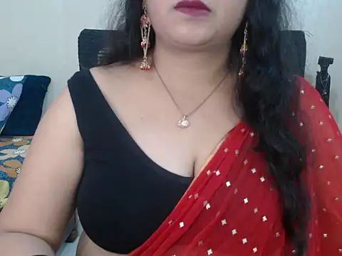 Snapshot of Inviting_Aanya chatting on February 4, 2025, 12:22 pm Inviting Aanya online show from February 4, 2025, 12:22 pm