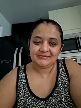 sarahhh1987 online show from February 7, 2026, 7:27 am