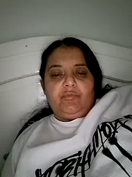 Snapshot of sarahhh1987 chatting on October 27, 2025, 4:41 pm sarahhh1987 online show from October 27, 2025, 4:41 pm