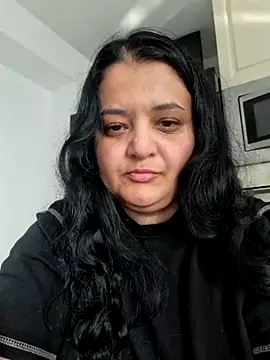 sarahhh1987 online show from March 8, 2026, 7:22 am