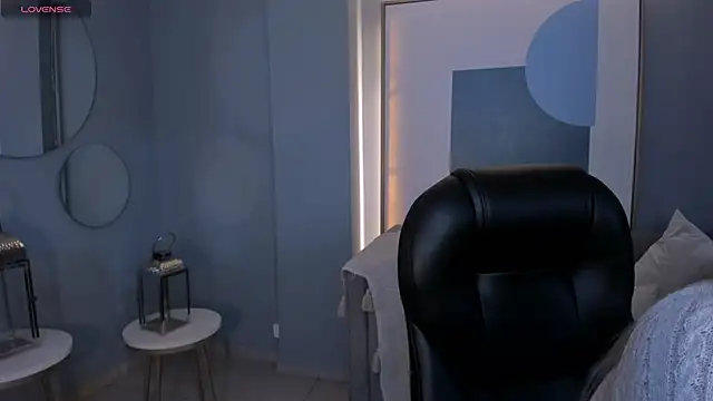 Snapshot of BellaRose_X chatting on October 4, 2025, 3:30 am BellaRose X online show from October 4, 2025, 3:30 am