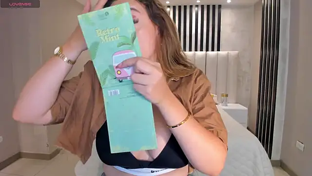 BellaRose X online show from March 29, 2026, 11:39 pm