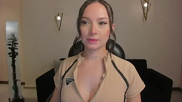 AliceHarper  online show from April 2, 2026, 6:03 pm