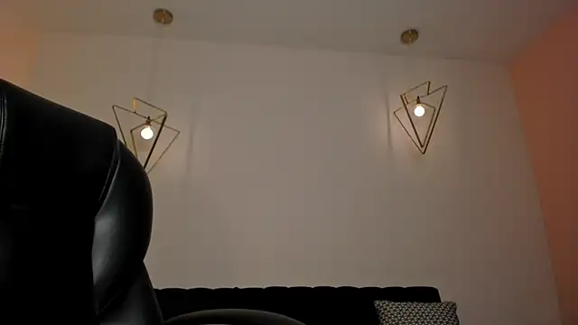 AliceHarper  online show from November 4, 2025, 9:40 pm