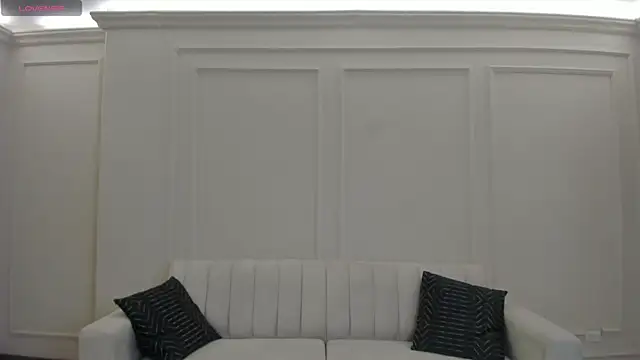 Snapshot of AliceHarper_ chatting on February 27, 2026, 8:08 pm AliceHarper online show from February 27, 2026, 8:08 pm