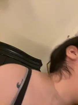 holyeroticss online show from October 15, 2025, 12:20 am