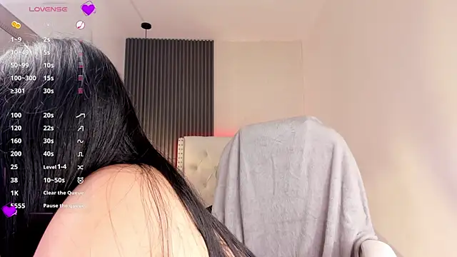 Snapshot of aliscollins_ chatting on October 10, 2025, 1:50 am aliscollins  online show from October 10, 2025, 1:50 am