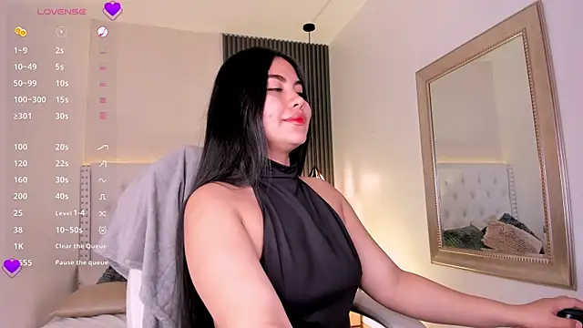 Snapshot of aliscollins_ chatting on October 2, 2025, 1:53 am aliscollins  online show from October 2, 2025, 1:53 am