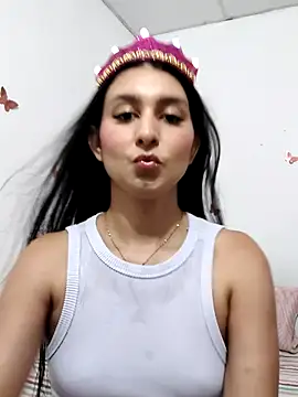 Alyson0001 online show from July 3, 2026, 8:15 pm