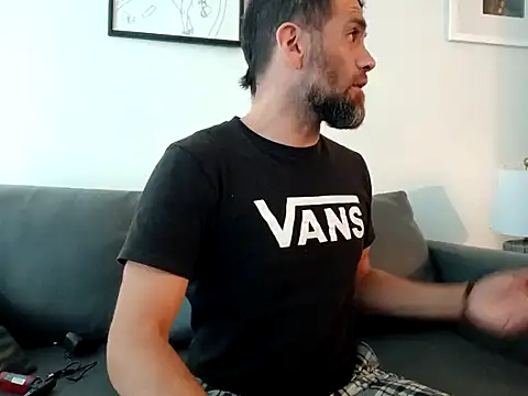 SuperManLA1 online show from March 21, 2025, 9:23 pm