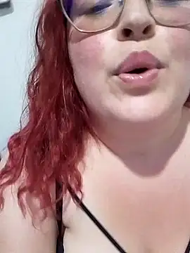 Snapshot of carol_m0 chatting on October 19, 2025, 1:41 am carol m0 online show from October 19, 2025, 1:41 am