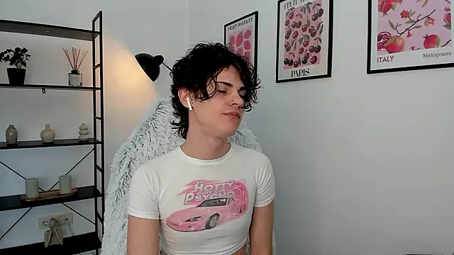 little femb0y online show from February 28, 2026, 12:49 pm