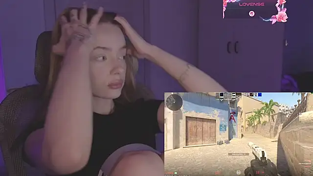 Snapshot of _MayShy_ chatting on November 5, 2025, 8:39 am MayShy online show from November 5, 2025, 8:39 am