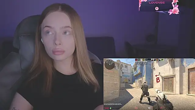 Snapshot of _MayShy_ chatting on November 24, 2025, 9:15 pm MayShy online show from November 24, 2025, 9:15 pm