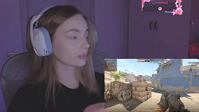 Snapshot of _MayShy_ chatting on November 6, 2025, 8:40 am MayShy online show from November 6, 2025, 8:40 am