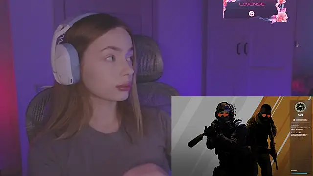 Snapshot of _MayShy_ chatting on November 4, 2025, 9:35 am MayShy online show from November 4, 2025, 9:35 am