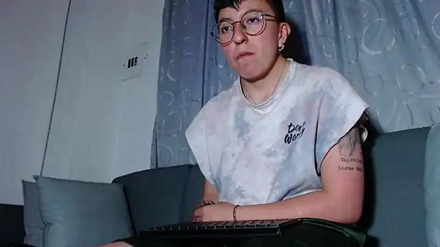 Sexyboy 666 online show from November 23, 2025, 4:28 pm