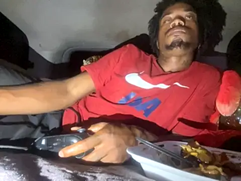 Snapshot of SlimeCrownzOut5 chatting on October 26, 2025, 3:29 am SlimeCrownzOut5 online show from October 26, 2025, 3:29 am