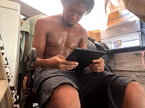 Snapshot of SlimeCrownzOut5 chatting on September 18, 2025, 5:16 pm SlimeCrownzOut5 online show from September 18, 2025, 5:16 pm