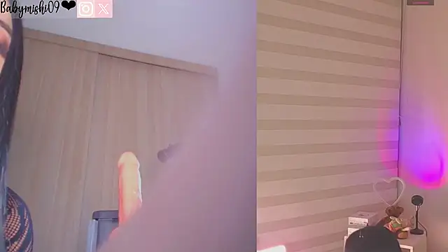 Snapshot of Shani_tay chatting on October 14, 2025, 3:40 am Shani tay online show from October 14, 2025, 3:40 am