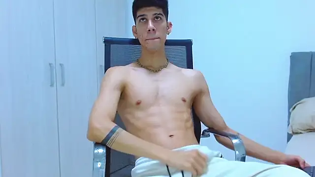 jhony-sex online show from October 10, 2025, 6:47 am