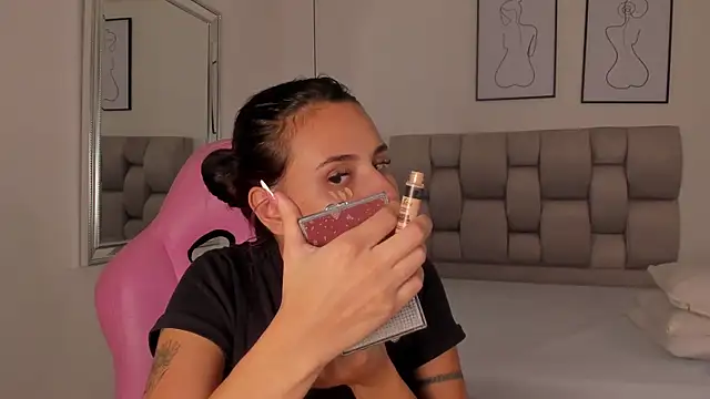 Snapshot of Susan-Sweet-7 chatting on October 9, 2025, 9:15 pm Susan-Sweet-7 online show from October 9, 2025, 9:15 pm