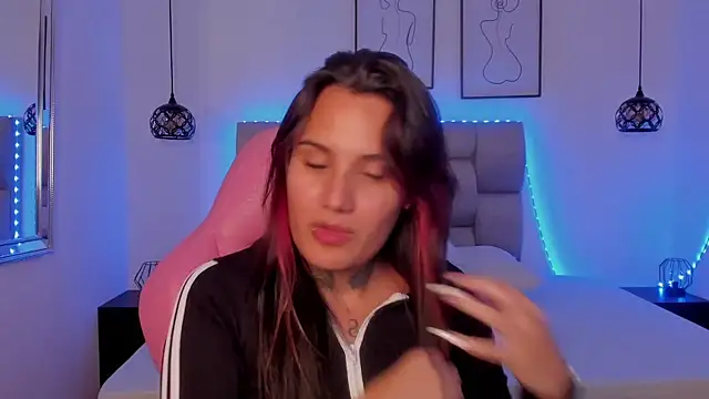 Snapshot of Susan-Sweet-7 chatting on February 9, 2026, 8:40 pm Susan-Sweet-7 online show from February 9, 2026, 8:40 pm