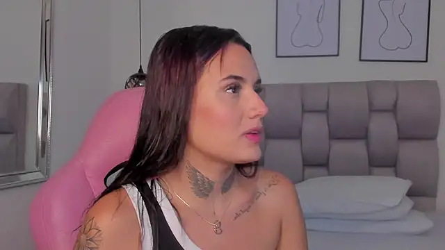 Snapshot of Susan-Sweet-7 chatting on October 4, 2025, 8:21 pm Susan-Sweet-7 online show from October 4, 2025, 8:21 pm