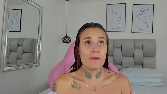 Snapshot of Susan-Sweet-7 chatting on October 12, 2025, 7:59 pm Susan-Sweet-7 online show from October 12, 2025, 7:59 pm