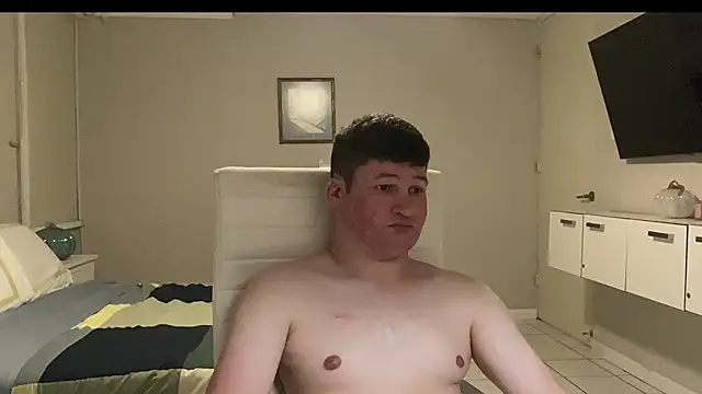 Lorenzo hernandez online show from November 10, 2025, 6:57 pm