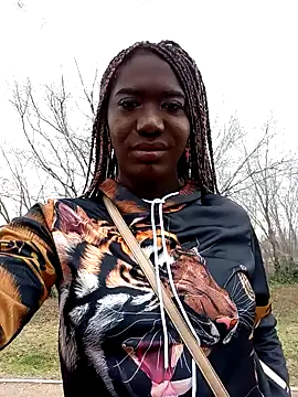 Snapshot of blackhotpartyts chatting on December 19, 2025, 1:57 pm blackhotpartyts online show from December 19, 2025, 1:57 pm