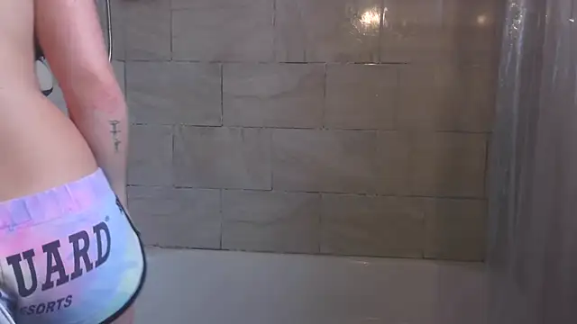 paytonkelly online show from March 10, 2026, 2:32 pm