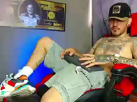 smoker445 online show from February 28, 2025, 2:42 pm