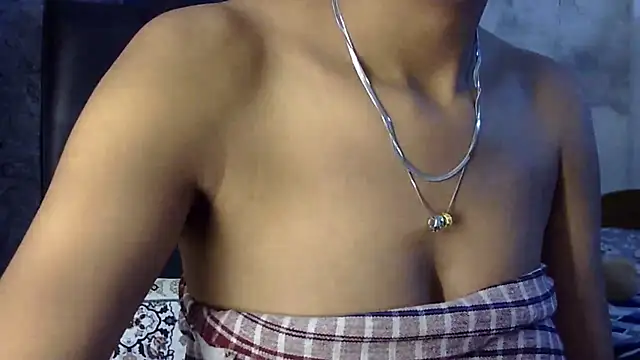 lola-   online show from February 13, 2026, 4:29 pm