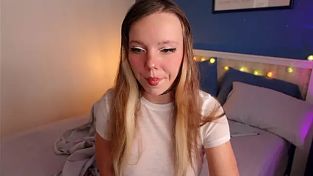 Ayra Lust online show from March 12, 2026, 7:07 pm