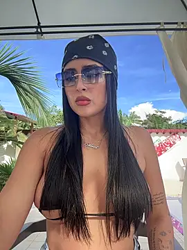 Snapshot of Alexandra_duque chatting on October 26, 2025, 8:31 pm Alexandra duque online show from October 26, 2025, 8:31 pm