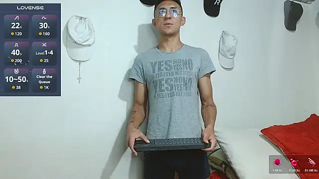 samfox  online show from March 16, 2026, 11:25 am