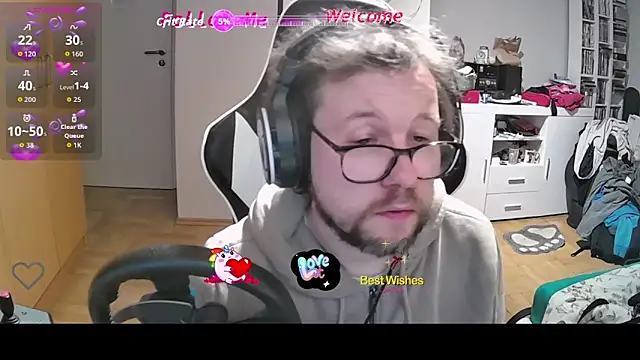 larsgessner30 online show from November 3, 2025, 6:44 pm