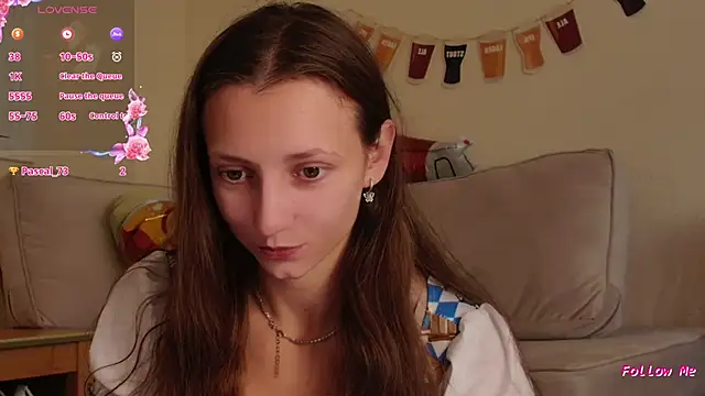 Snapshot of Milky_flexy_cat chatting on September 25, 2025, 12:11 pm Milky flexy cat online show from September 25, 2025, 12:11 pm