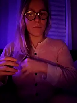 Paynted Lady online show from November 29, 2025, 12:16 pm