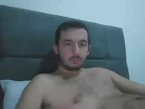 laynufff online show from October 25, 2025, 5:24 pm